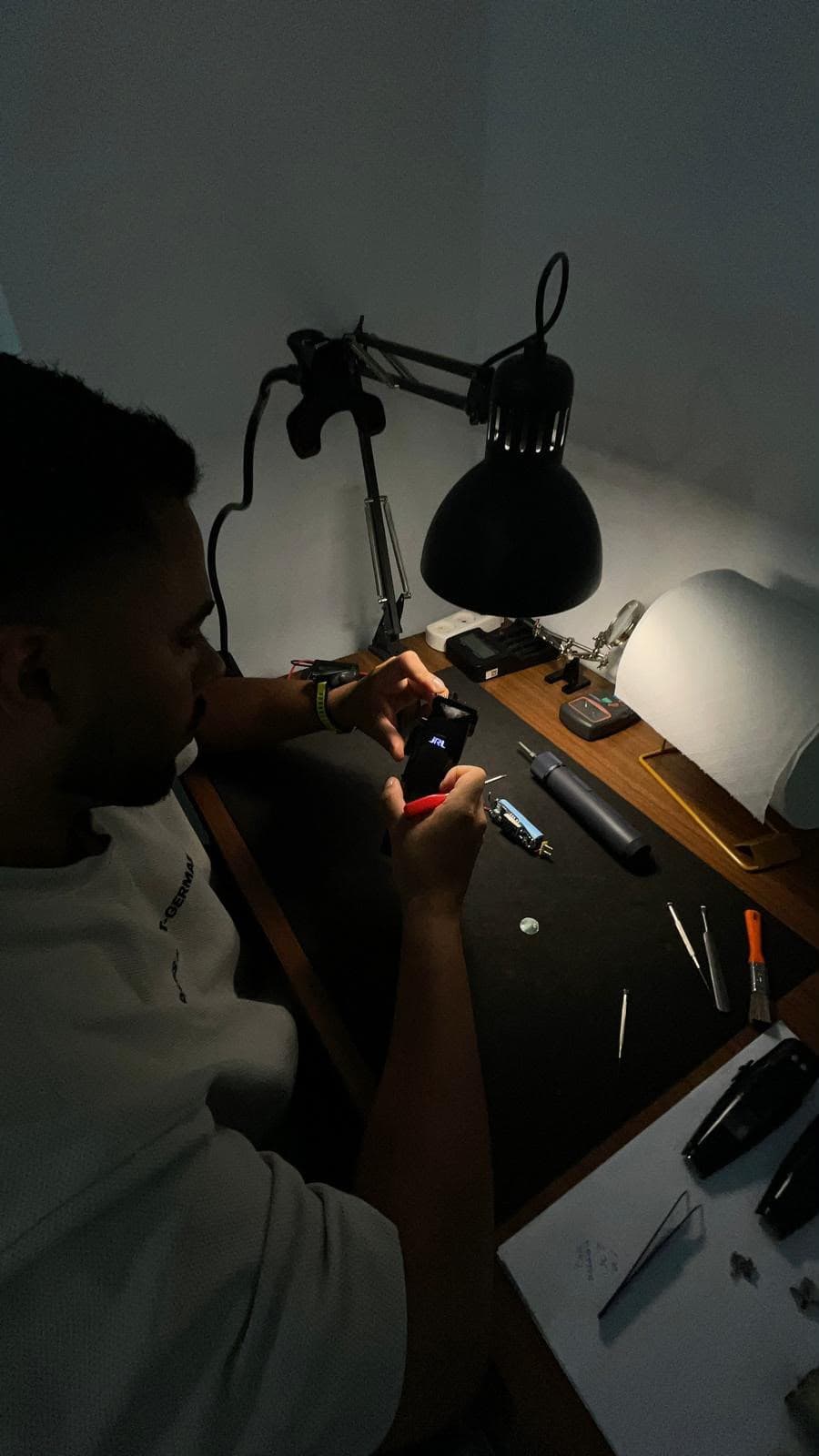 Desmontagem e diagnóstico de clipper profissional